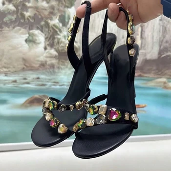 Летние Новые женские трендовые босоножки, цветные сандалии с драгоценными камнями, без застежки, на шпильке с открытым носком, круглый носок, однотонные Модные женские туфли, Большой размер 45